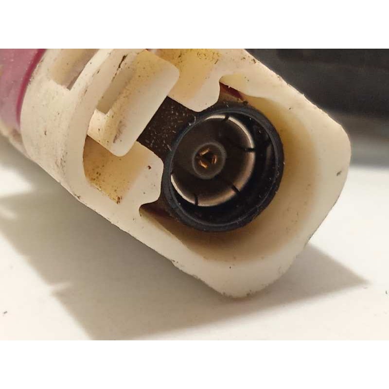 Recambio de antena para porsche panamera gts referencia OEM IAM 97064705300  