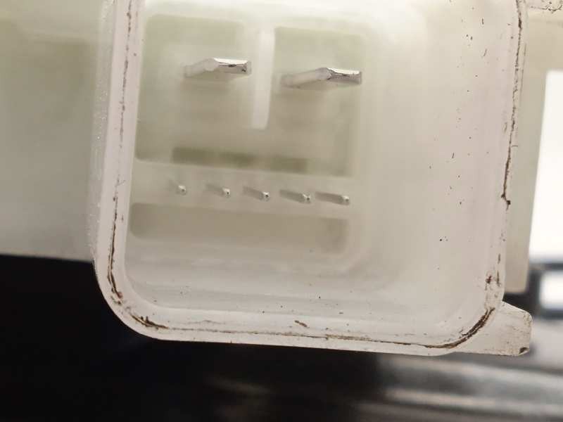 Recambio de elevalunas delantero derecho para opel astra k lim. 5türig 1.2 referencia OEM IAM 39142316  