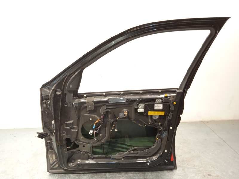 Recambio de puerta delantera derecha para bmw x5 (e53) 3.0d referencia OEM IAM 41518256824  