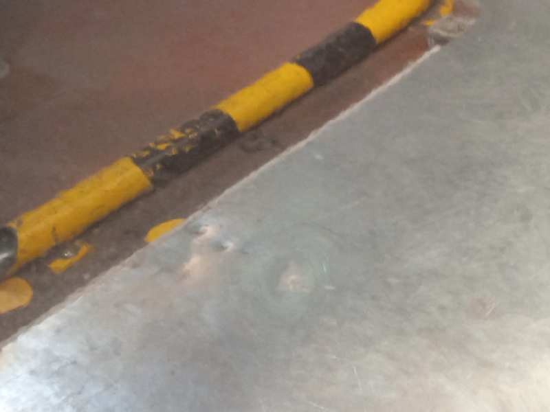 Recambio de puerta trasera izquierda para bmw x5 (e53) 3.0d referencia OEM IAM 41528256827  