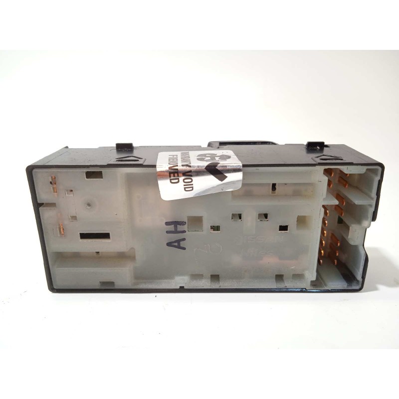 Recambio de mando elevalunas delantero izquierdo para nissan micra (k13) 1.2 cat referencia OEM IAM 254011HB0C  