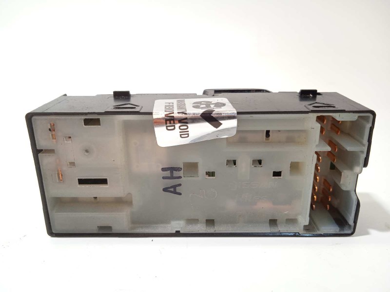 Recambio de mando elevalunas delantero izquierdo para nissan micra (k13) 1.2 cat referencia OEM IAM 254011HB0C  