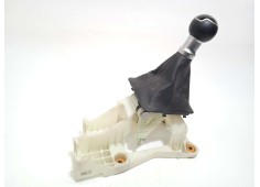 Recambio de palanca cambio para kia stonic (ybcuv) 1.2 cat referencia OEM IAM 43700H8160WK   2