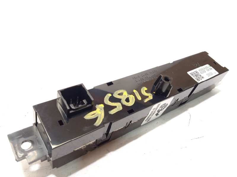 Recambio de pantalla multifuncion para subaru legacy kombi/outback b14 outback limited referencia OEM IAM 85261AJ051  