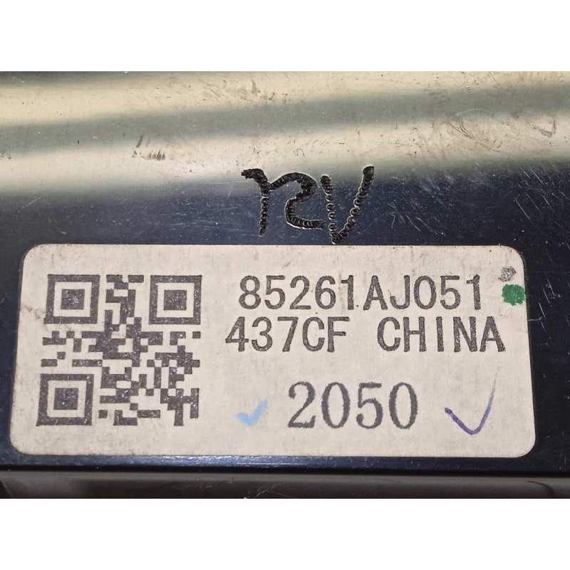 Recambio de pantalla multifuncion para subaru legacy kombi/outback b14 outback limited referencia OEM IAM 85261AJ051  