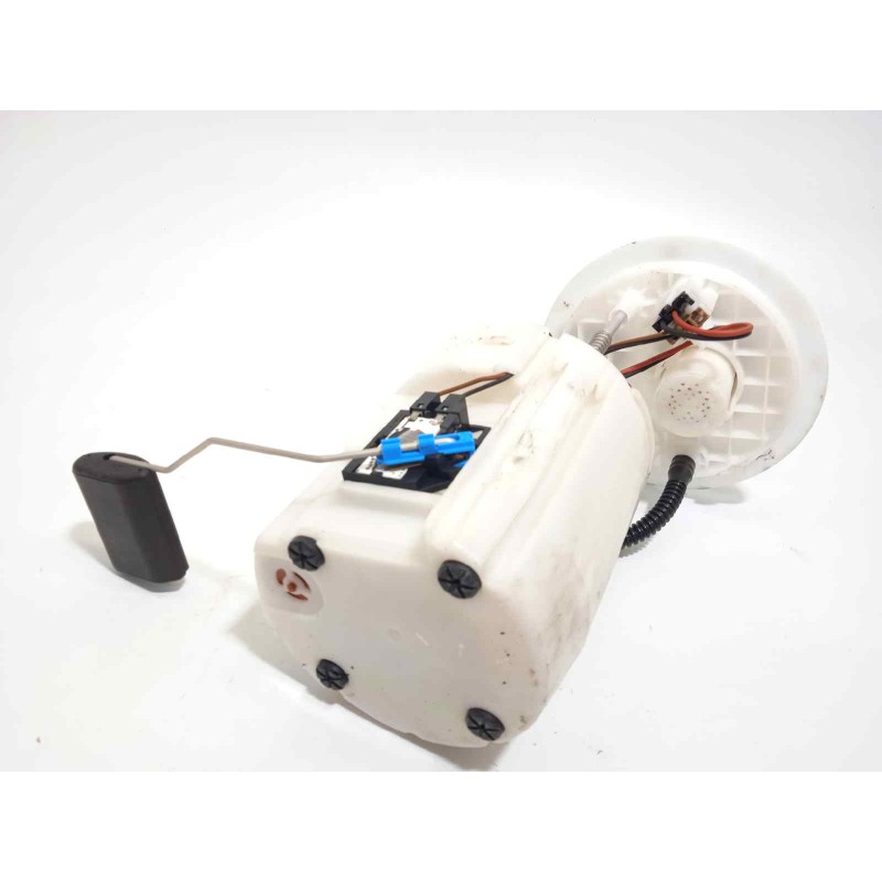 Recambio de bomba combustible para kia rio drive referencia OEM IAM 311101W000  