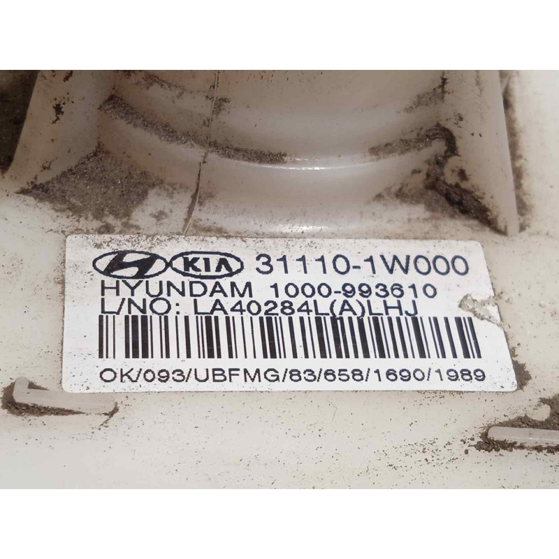 Recambio de bomba combustible para kia rio drive referencia OEM IAM 311101W000  