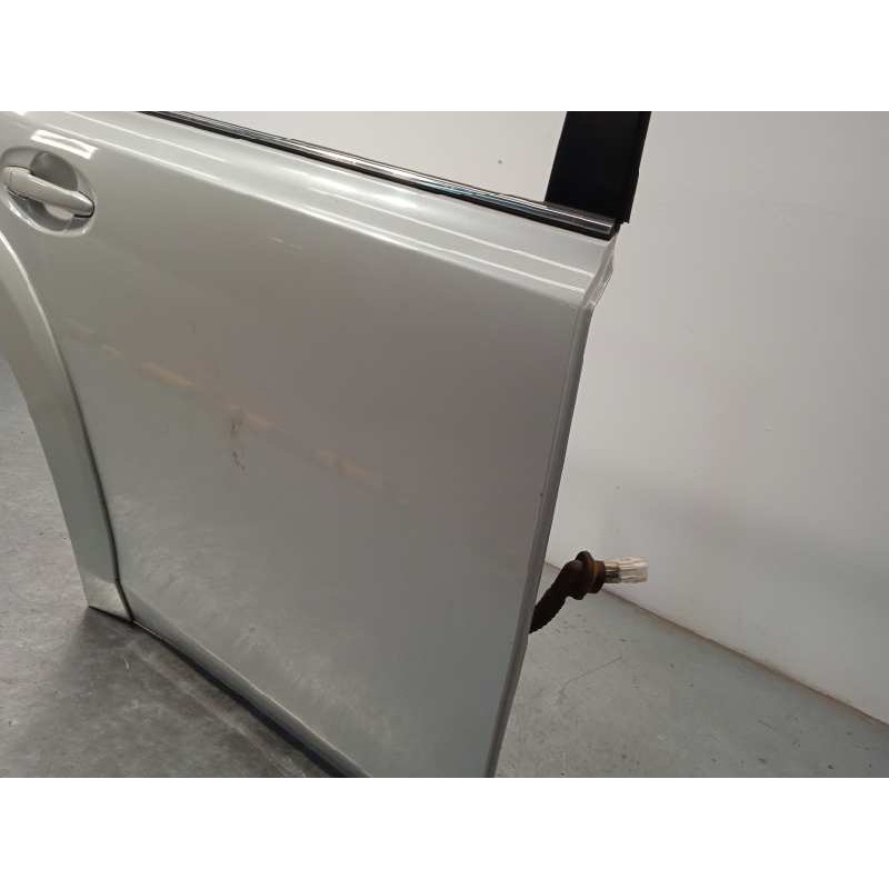 Recambio de puerta trasera derecha para subaru legacy kombi/outback b14 outback limited referencia OEM IAM 60409AJ1019P  
