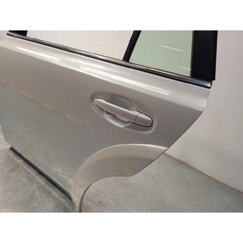Recambio de puerta trasera izquierda para subaru legacy kombi/outback b14 outback limited referencia OEM IAM 60409AJ1119P  