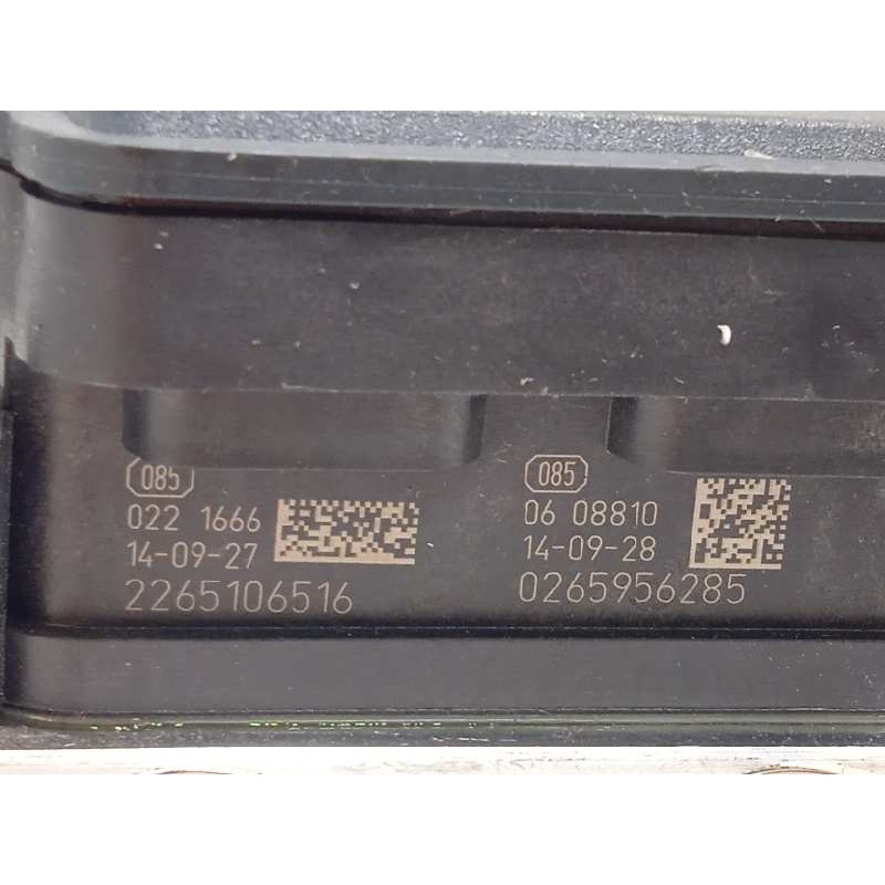 Recambio de abs para renault captur helly hansen referencia OEM IAM 476605492R 2265106516 269633