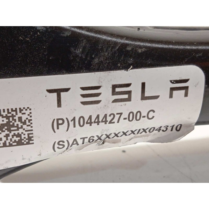 Recambio de brazo suspension superior trasero izquierdo para tesla model 3 referencia OEM IAM 104442700C  