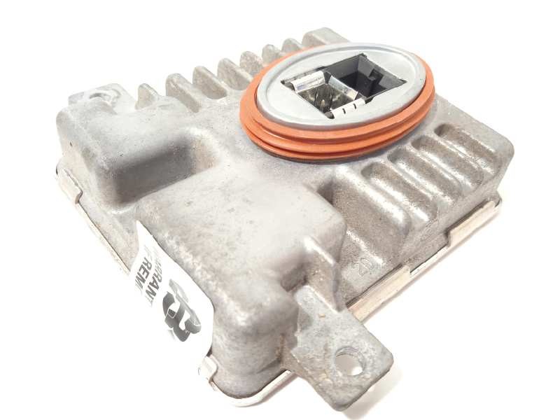 Recambio de centralita faros xenon para bmw serie 3 touring (e91) 318d referencia OEM IAM 7237647 63117237647 W003T20071