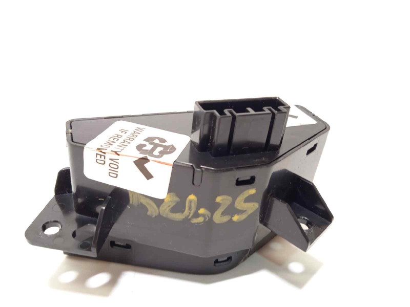 Recambio de warning para lynk&co lynk & co 01 1.5 phev referencia OEM IAM 8891957884  