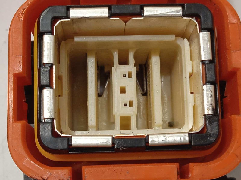 Recambio de modulo electronico para tesla model 3 referencia OEM IAM 110900300E  