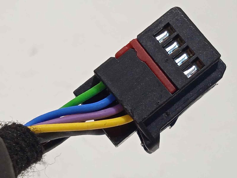 Recambio de amortiguadores maletero / porton para lynk&co lynk & co 01 1.5 phev referencia OEM IAM 8892901502  