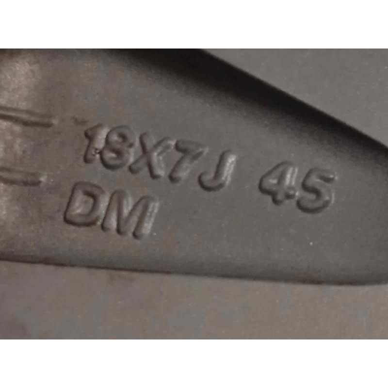 Recambio de llanta para mazda cx-30 referencia OEM IAM 9965957080  