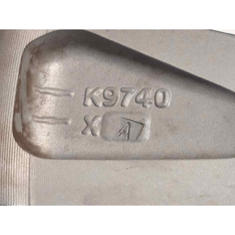 Recambio de llanta para mazda cx-30 referencia OEM IAM 9965957080  