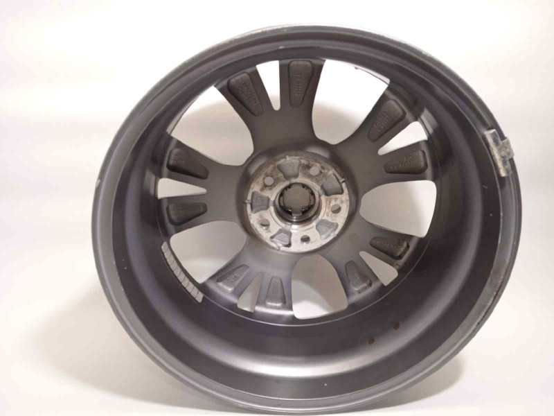 Recambio de llanta para mazda cx-30 referencia OEM IAM 9965957080  