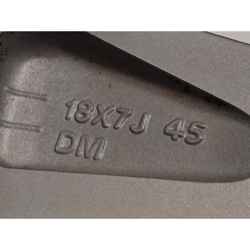 Recambio de llanta para mazda cx-30 referencia OEM IAM 9965957080  