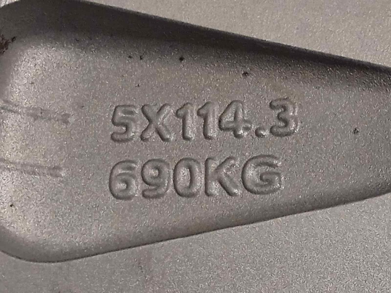 Recambio de llanta para mazda cx-30 referencia OEM IAM 9965957080  