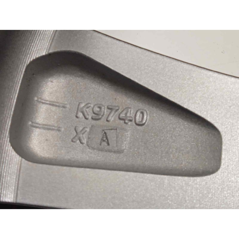 Recambio de llanta para mazda cx-30 referencia OEM IAM 9965957080  