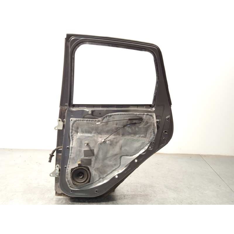 Recambio de puerta trasera derecha para mitsubishi colt berlina 5 (z30a) 1.3 cat referencia OEM IAM MN161892  