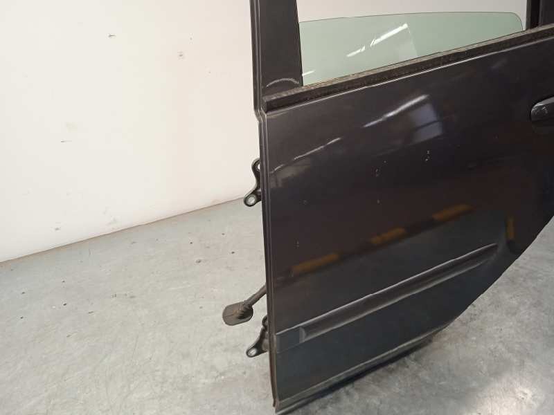 Recambio de puerta trasera izquierda para mitsubishi colt berlina 5 (z30a) 1.3 cat referencia OEM IAM MN161891  