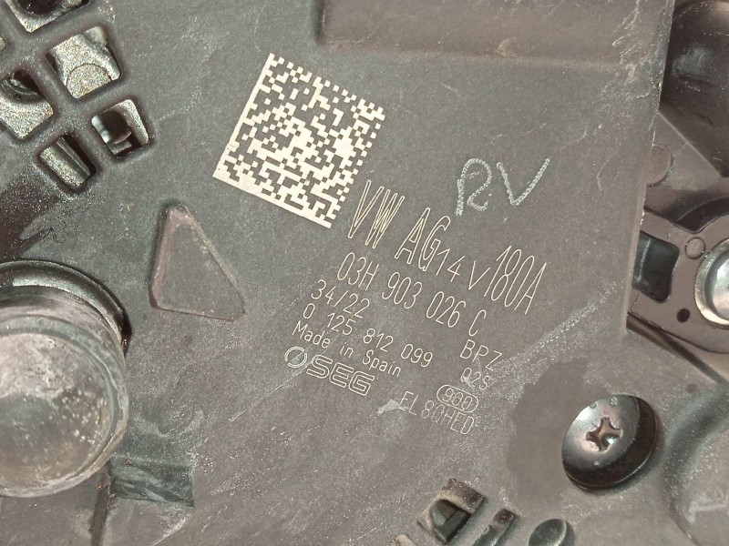 Recambio de alternador para volkswagen t6.1 caravelle (sh) 2.0 tdi referencia OEM IAM 03H903026C  0125812099