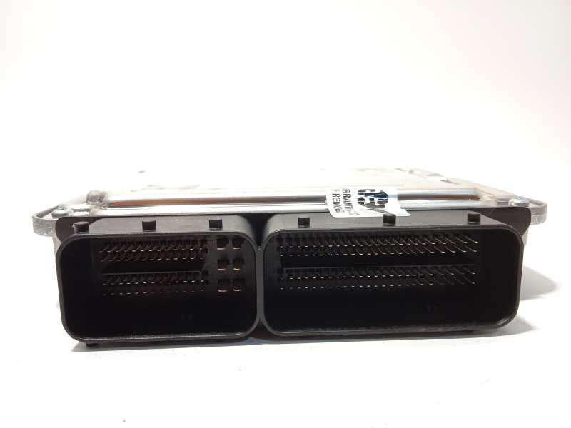 Recambio de centralita motor uce para bmw serie 1 lim. (f20) 118d referencia OEM IAM 8573258  0281019679