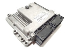 Recambio de centralita motor uce para ford transit courier 1.5 tdci cat referencia OEM IAM F1F112B684AD FT7A12A650RB 0281033283