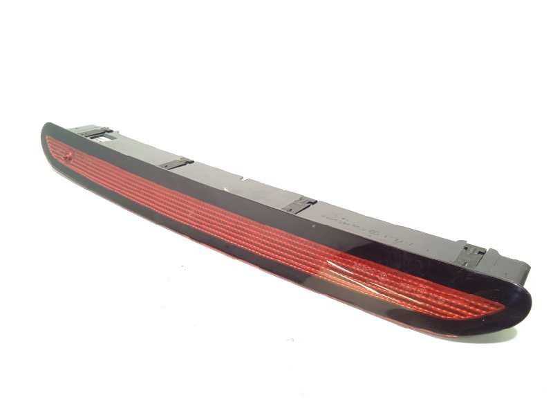 Recambio de luz central de freno para volkswagen polo 1.0 tsi referencia OEM IAM 5G0945087B  