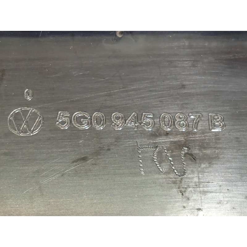 Recambio de luz central de freno para volkswagen polo 1.0 tsi referencia OEM IAM 5G0945087B  