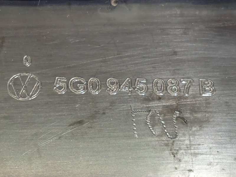 Recambio de luz central de freno para volkswagen polo 1.0 tsi referencia OEM IAM 5G0945087B  