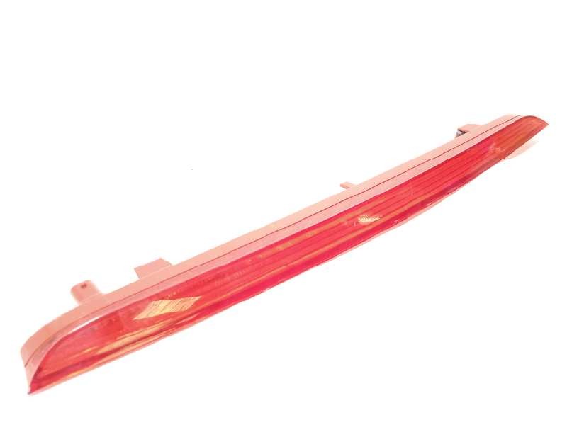 Recambio de luz central de freno para volkswagen taigo 1.0 referencia OEM IAM 8V0945097D  