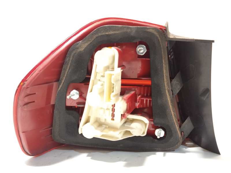 Recambio de piloto trasero derecho para bmw serie 3 berlina (e90) 320d referencia OEM IAM 6937458  63216937458