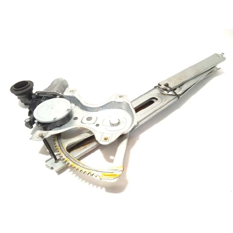 Recambio de elevalunas delantero derecho para toyota yaris hybrid active referencia OEM IAM 857100D100  973582101