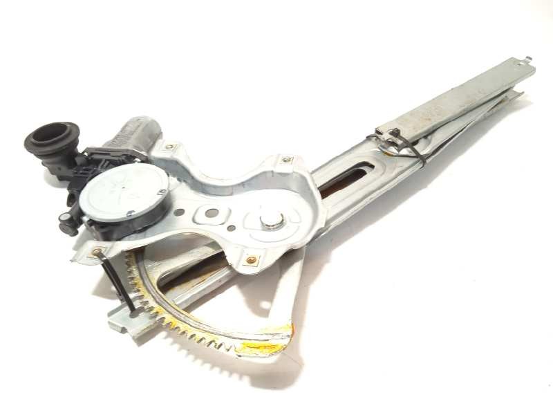 Recambio de elevalunas delantero derecho para toyota yaris hybrid active referencia OEM IAM 857100D100  973582101