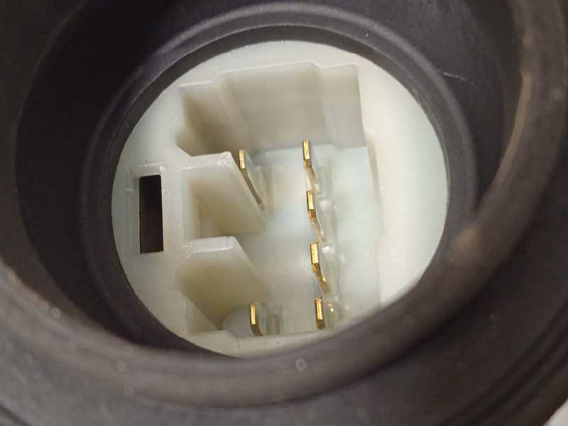 Recambio de elevalunas delantero derecho para toyota yaris hybrid active referencia OEM IAM 857100D100  973582101