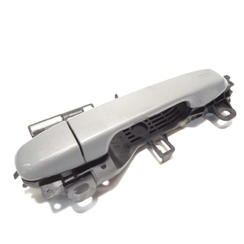 Recambio de maneta exterior delantera derecha para toyota yaris hybrid active referencia OEM IAM 692100D170B5  6920102180