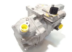 Recambio de compresor aire acondicionado para toyota yaris hybrid active referencia OEM IAM 0422001501  8837015010 2