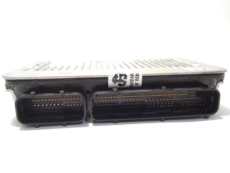 Recambio de centralita motor uce para toyota yaris hybrid active referencia OEM IAM 896610U710  MB2762007301