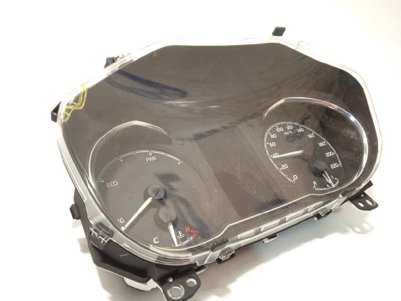 Recambio de cuadro instrumentos para toyota yaris hybrid active referencia OEM IAM 838000UM80  