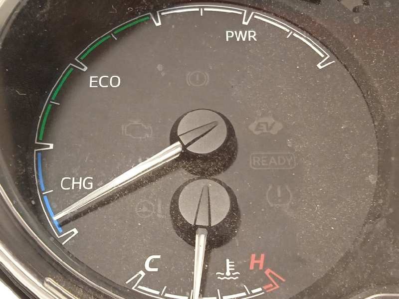 Recambio de cuadro instrumentos para toyota yaris hybrid active referencia OEM IAM 838000UM80  