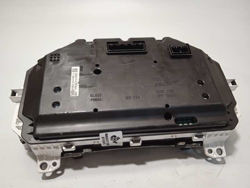 Recambio de cuadro instrumentos para toyota yaris hybrid active referencia OEM IAM 838000UM80  