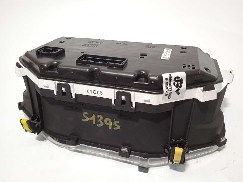 Recambio de cuadro instrumentos para toyota yaris hybrid active referencia OEM IAM 838000UM80  