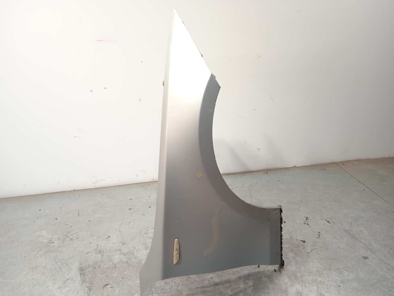 Recambio de aleta delantera derecha para bmw serie 1 berlina (e81/e87) 120d referencia OEM IAM 41357133228  