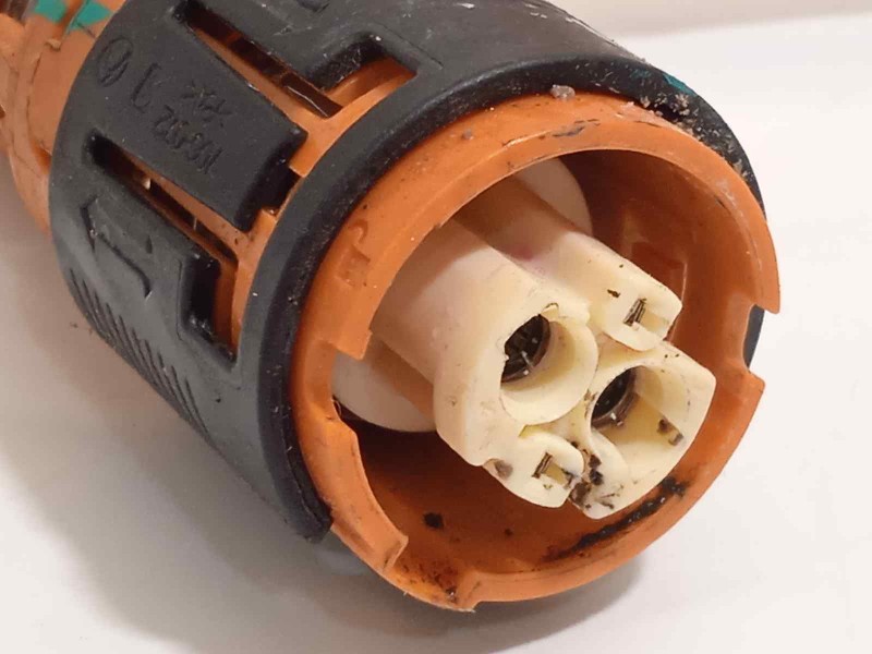 Recambio de modulo electronico para lynk&co lynk & co 01 1.5 phev referencia OEM IAM 8889626067  