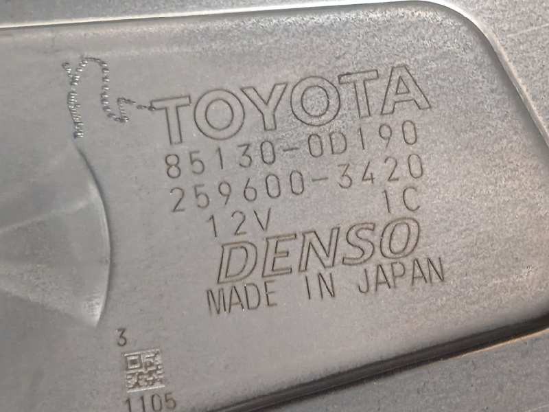 Recambio de motor limpia trasero para toyota yaris hybrid active referencia OEM IAM 851300D190  2596003420