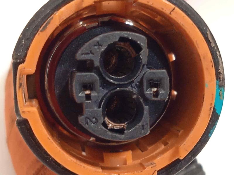 Recambio de modulo electronico para lynk&co lynk & co 01 1.5 phev referencia OEM IAM 8889121623  