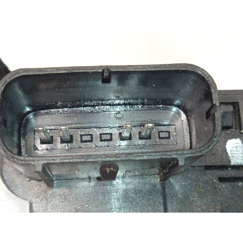 Recambio de cerradura puerta trasera derecha para hyundai ix35 1.7 crdi cat referencia OEM IAM 814202Y010  